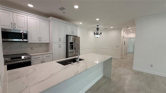 Foto del edificio - 16303 Enclave Village Dr