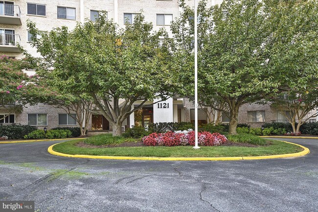 Building Photo - 1111 University Blvd W