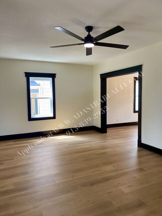 Foto del edificio - Remodeled 3 Bed 1.5 Bath Home in Kansas Ci...