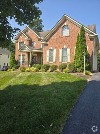 Building Photo - 2017 Grey Oaks Park Ln