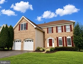 Building Photo - 43520 Lucketts Bridge Cir