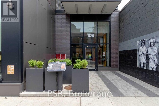 Building Photo - 109-109 Ossington Ave