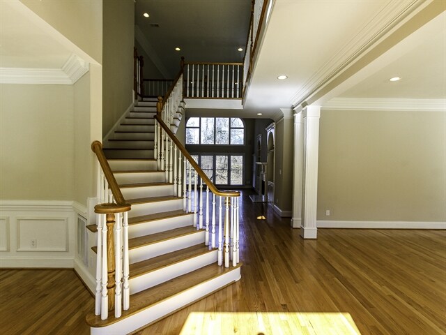 Building Photo - 7841 Seton House Ln