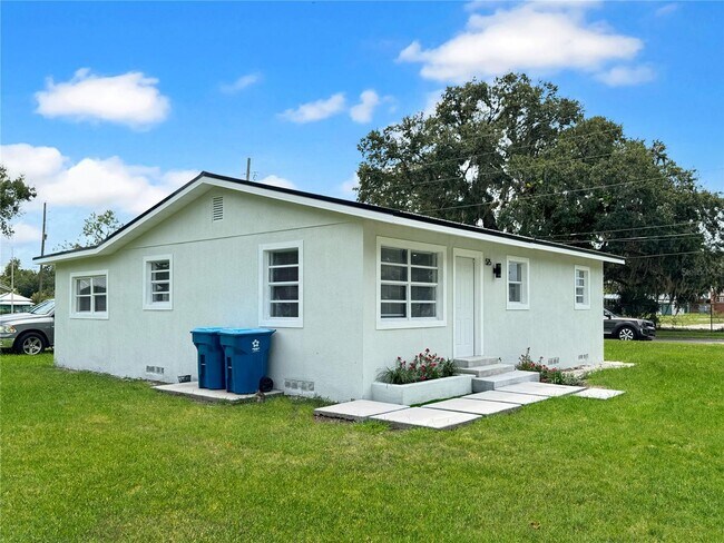 Foto del edificio - 525 S Seminole Ave
