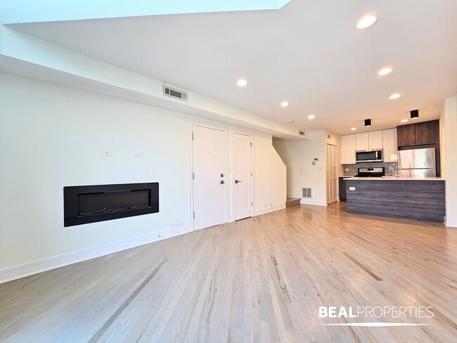 Foto del edificio - 944 W Grace St