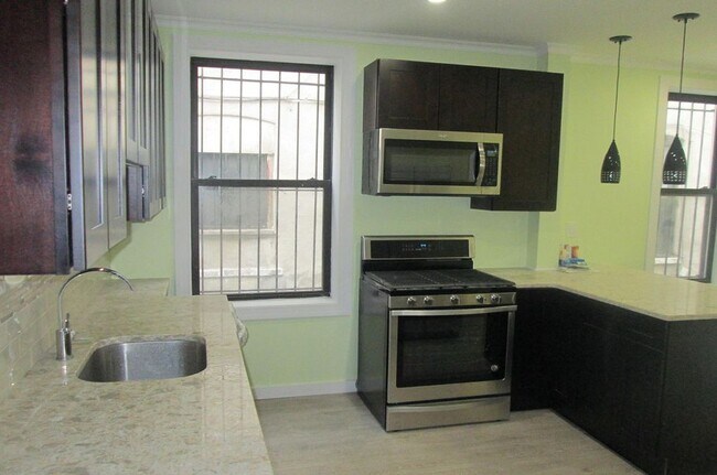 Kitchen - 647 Winthrop St