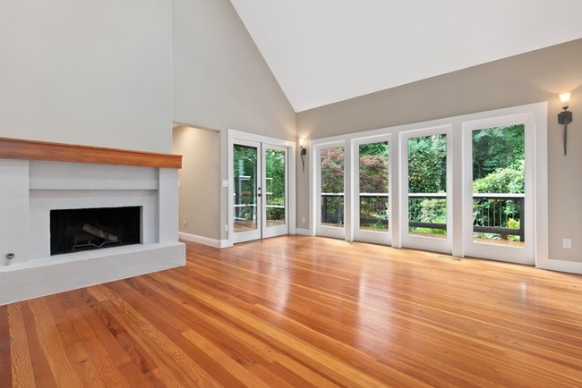 Building Photo - Spectacular Mercer Island Nature Retreat!