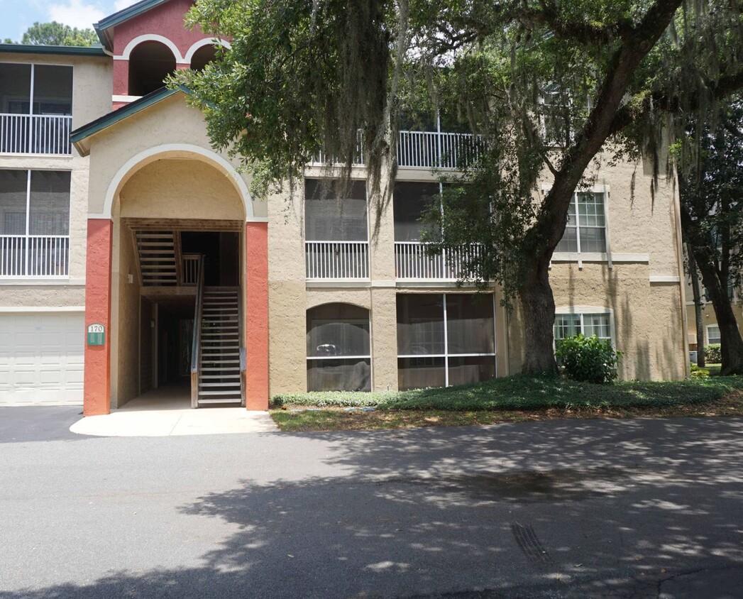 Primary Photo - Ground floor 2 bedroom condo in gated Pont...