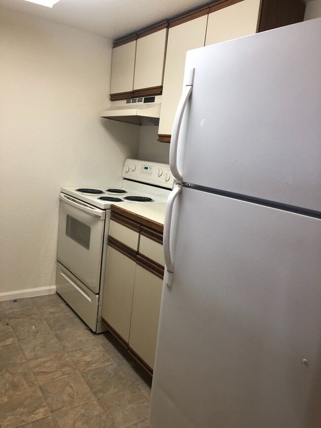 Foto del edificio - 6385 Oak St