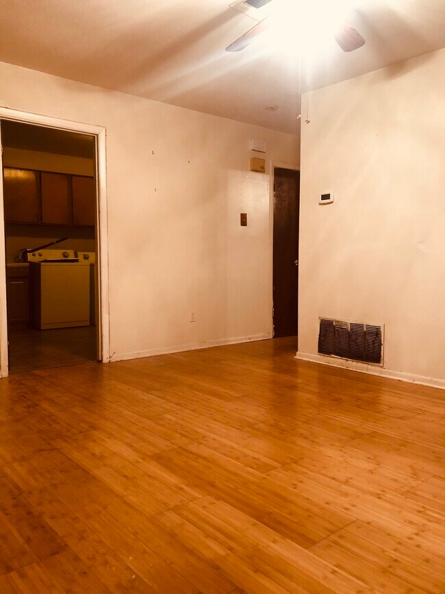 Foto del edificio - 13429 N Nemours St