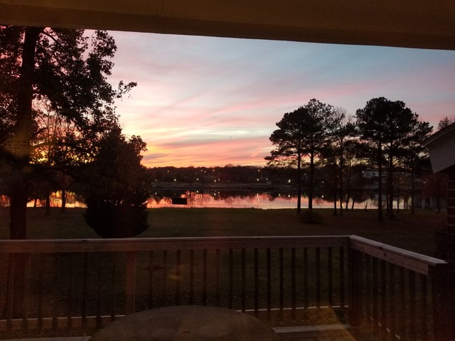 The beautiful sunset! - Summer Waters Apartments