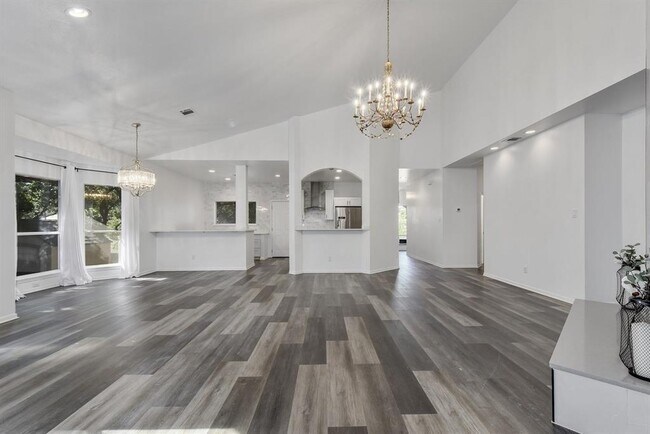 Building Photo - 5607 Creek Meadows Cove