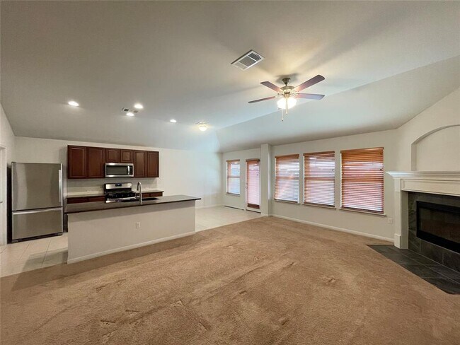 Building Photo - 6101 Arbor Crest Ln