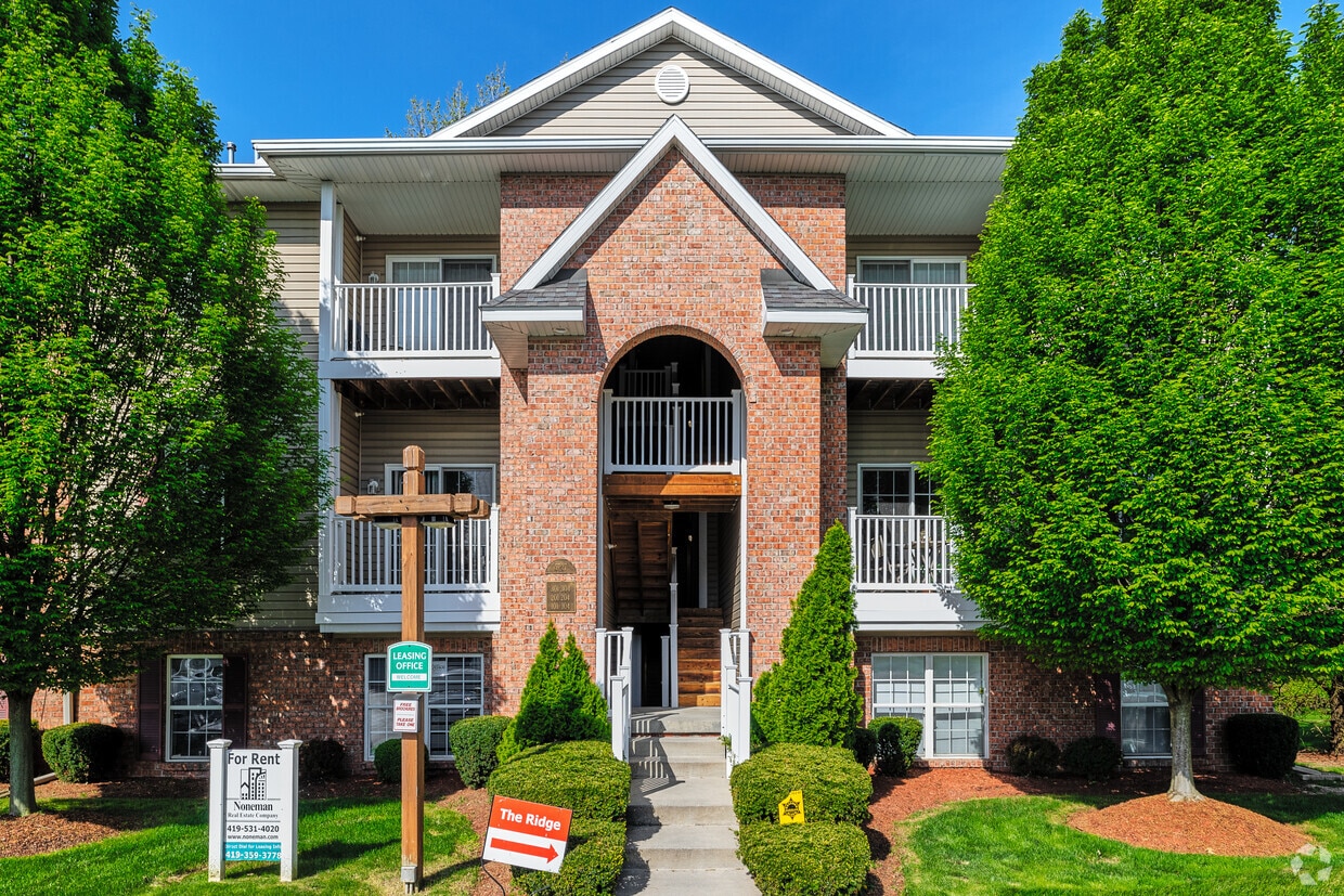 The Ridge 5727 Tibaron Ln Toledo, OH Apartments for Rent in Toledo