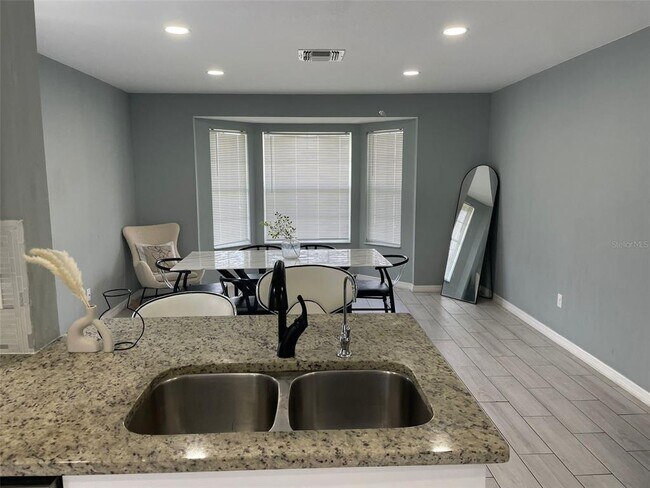 Building Photo - 410 Otter Creek Dr