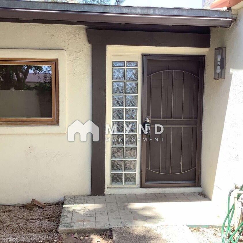Building Photo - 3 br, 3 bath House - 920 W Mission Ln