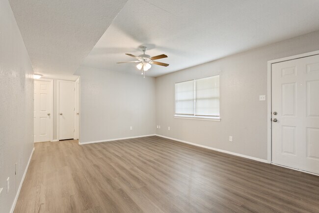 Foto del edificio - 306 Avenue G