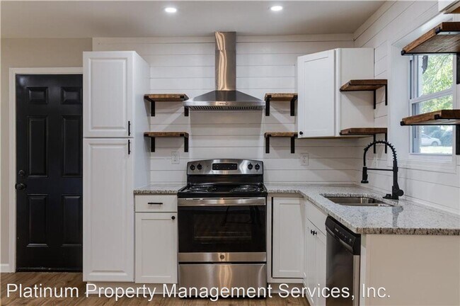 Foto del edificio - 3 br, 2 bath House - 1955 Maple Dr. NW