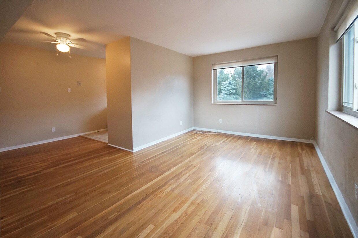 Foto principal - 3314 Russell Blvd