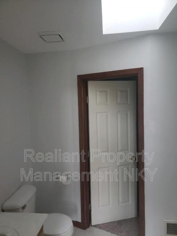 Building Photo - 2605 Bethlehem Ln
