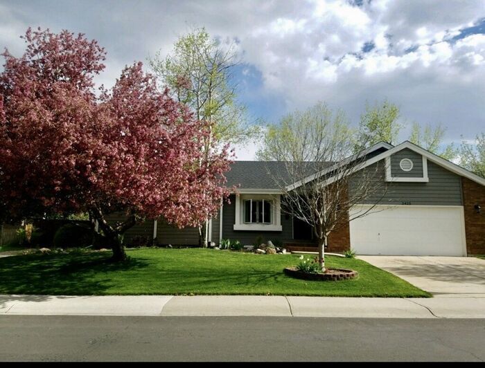 Primary Photo - Wonderful 5 Bedroom Home