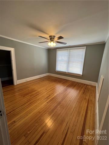 Foto del edificio - 229 N New Hope Rd