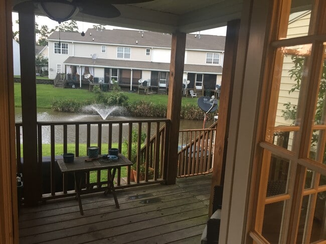 Building Photo - 481 Doane Way