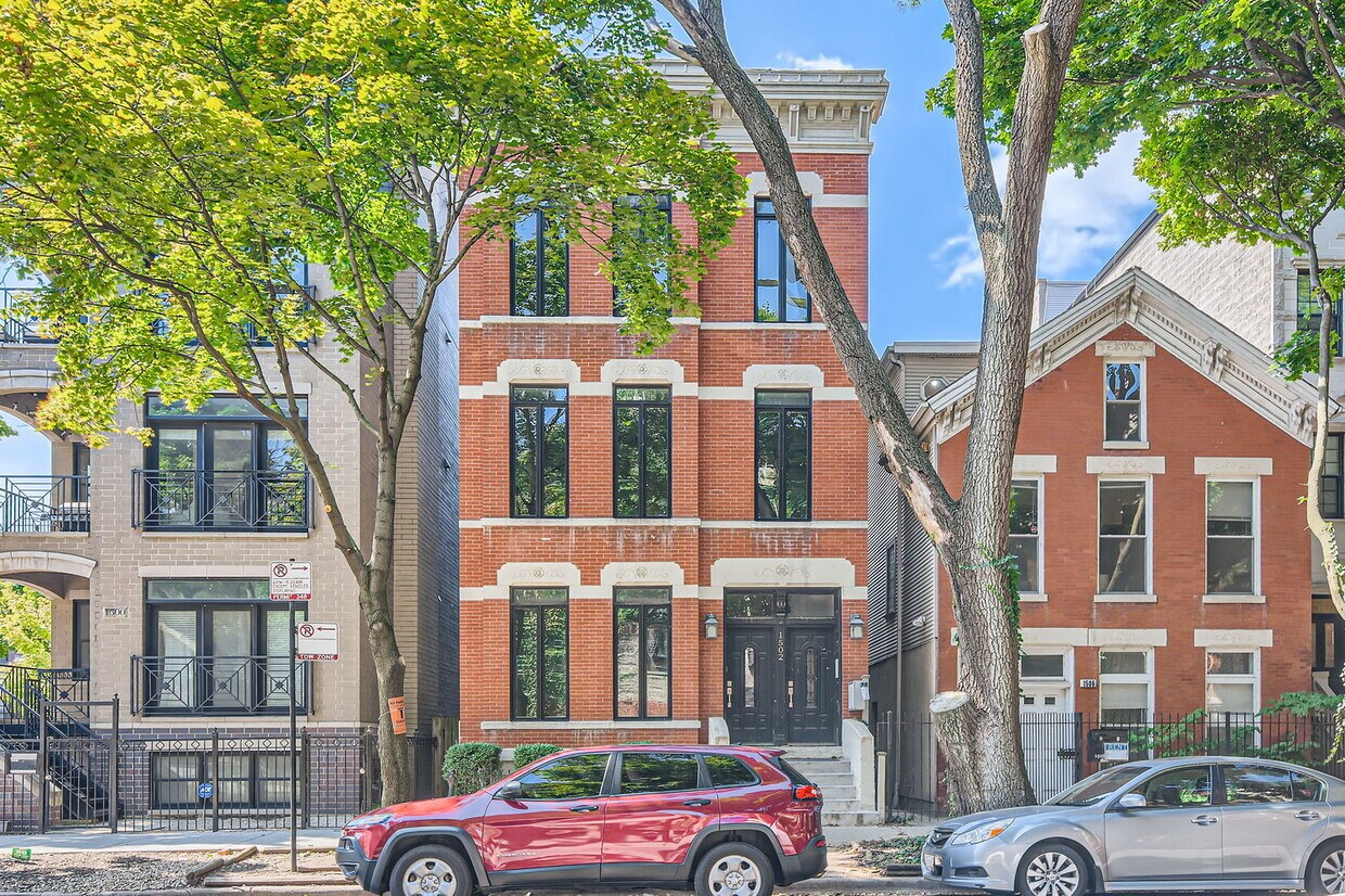 Primary Photo - 1502 N Hudson Ave