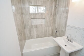 Building Photo - 6422 Sherwood Dr