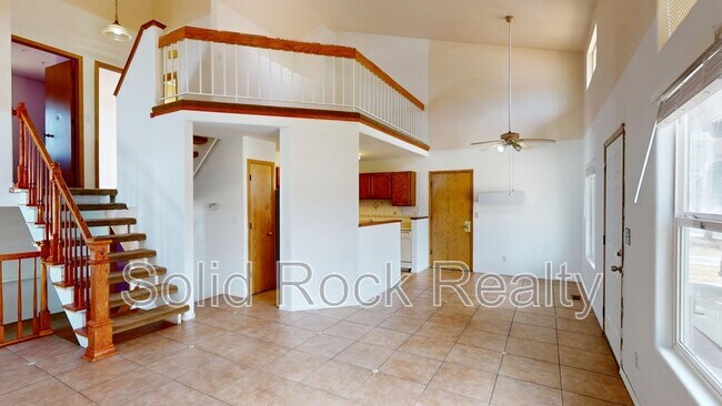 Foto del edificio - 935 Greenbrier Dr