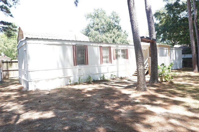 Foto del edificio - 10970 Maywood St
