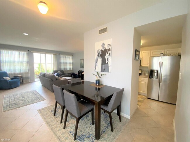 Foto del edificio - 3 br, 2.5 bath Townhome - 3004 Deer Creek ...