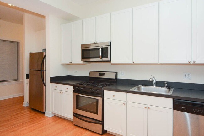 Foto del edificio - 4715 N Sheridan Rd