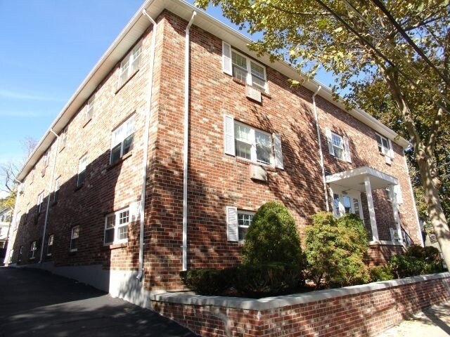 Primary Photo - Marlborough Ridge