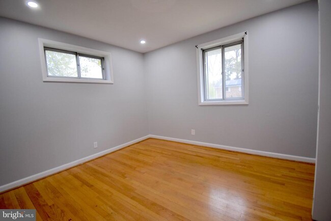 Building Photo - 14017 Adkins Rd