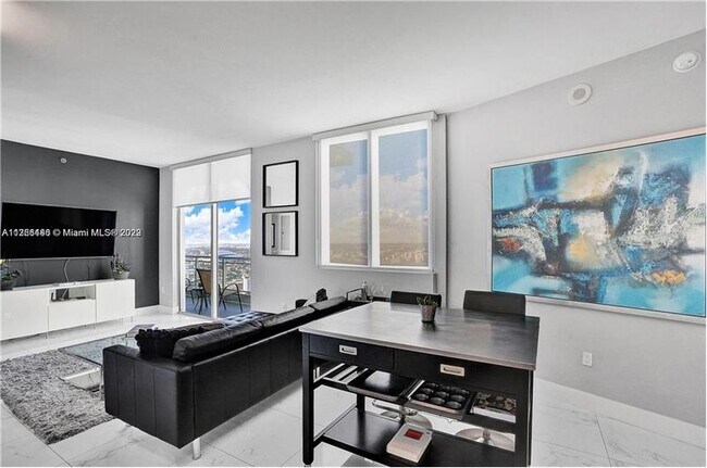 Foto del edificio - 92 SW 3rd St