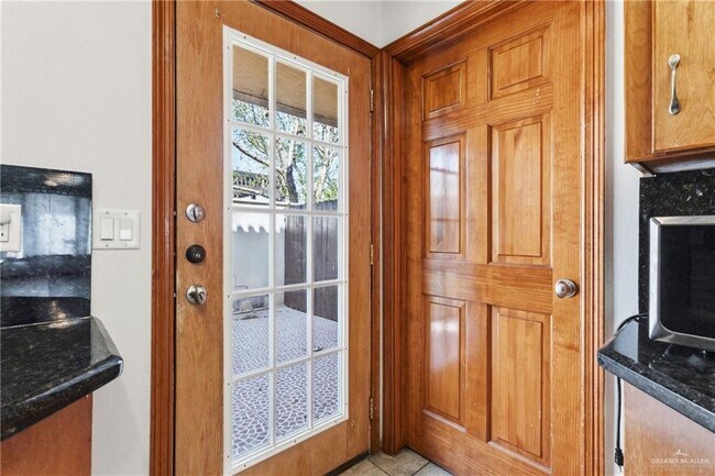 Foto del edificio - 14 E Olympia Ave