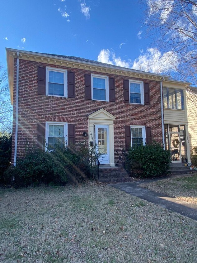 Photo - Brook Road 3856