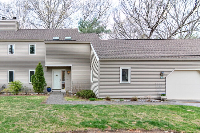 Photo - 10 Fox Hollow Townhome