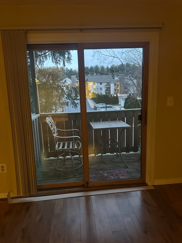 Foto del edificio - 5323 Ravens Crest Dr