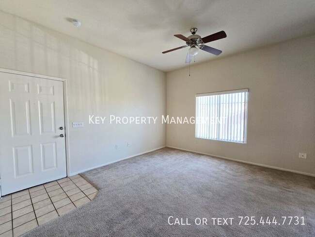 Building Photo - 2 BEDROOM 2 BATH CONDO IN THE NORTHWEST