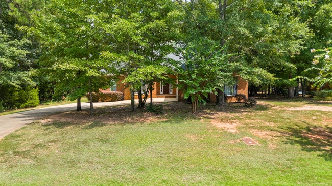Building Photo - 148 Carriage House Ln
