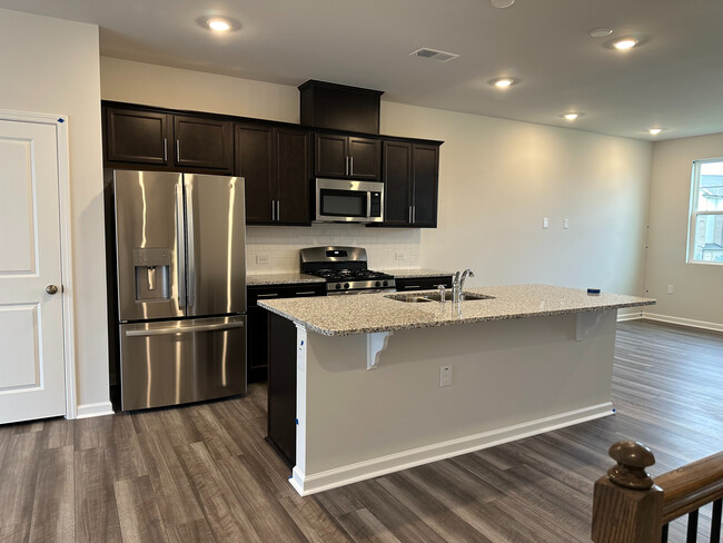 Foto del edificio - Room in Townhome on Kasota Ln