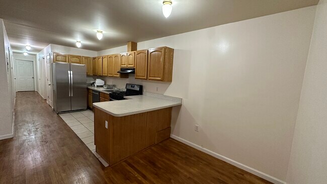 Foto del edificio - 54 Harrison Ave