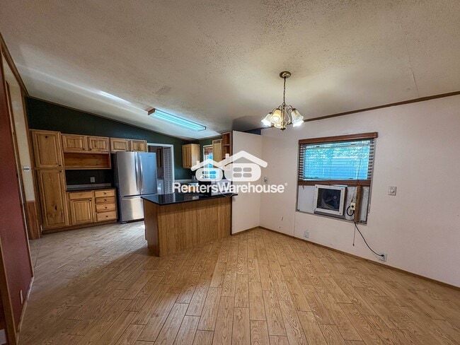 Building Photo - 609 Pinyon Cir