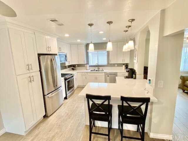 Foto principal - 2840 Oak Creek Dr