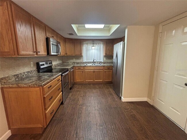 Foto del edificio - 11010 SW 58th Avenue Rd