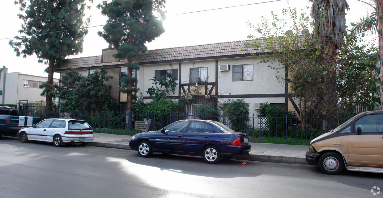 Building Photo - 14662 Rayen St