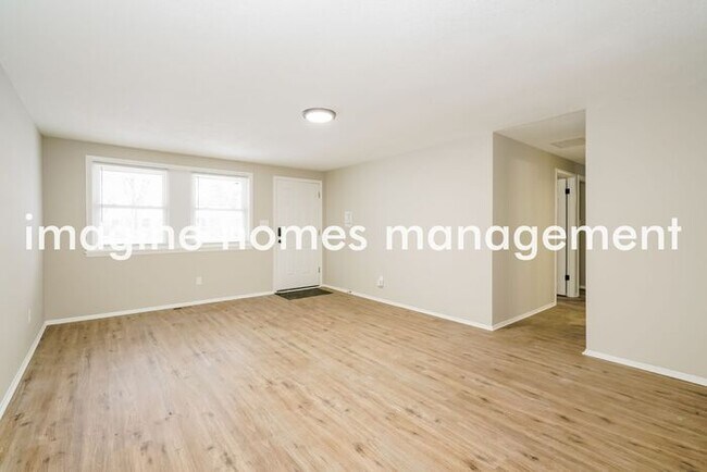 Foto del edificio - Charming 4 Bedroom Home in Indianapolis!