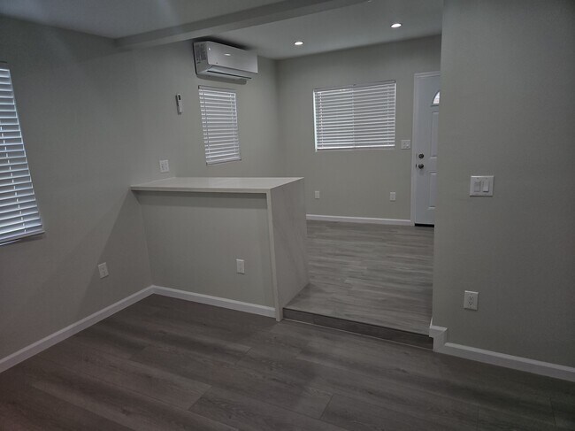 Foto del edificio - 11645 Pope Ave